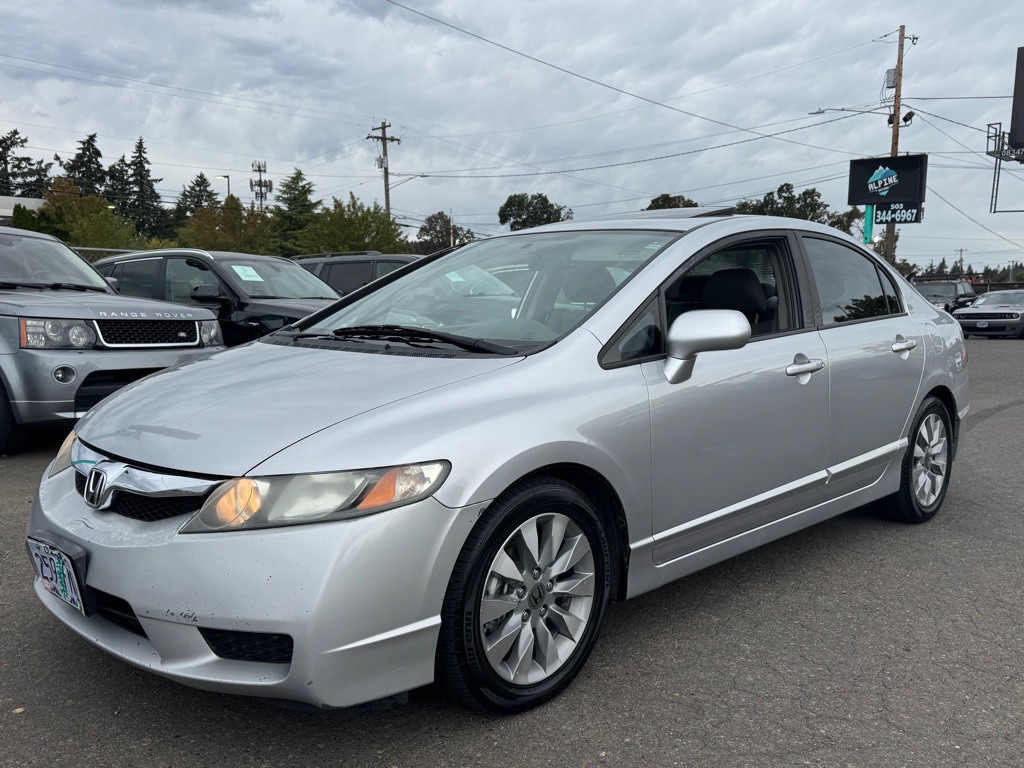 2011 Honda Civic Image 1