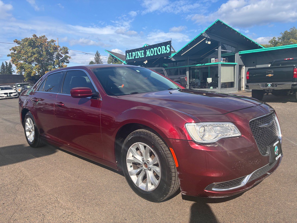 2016 Chrysler 300 Image 5