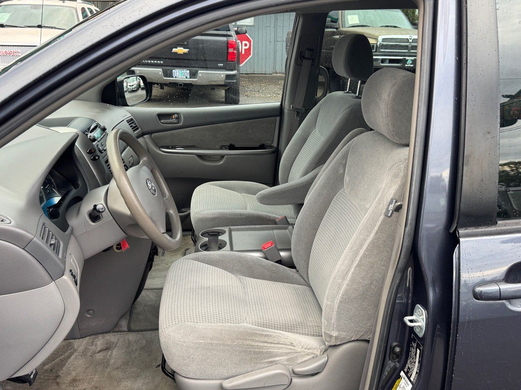 2006 Toyota Sienna Image 7