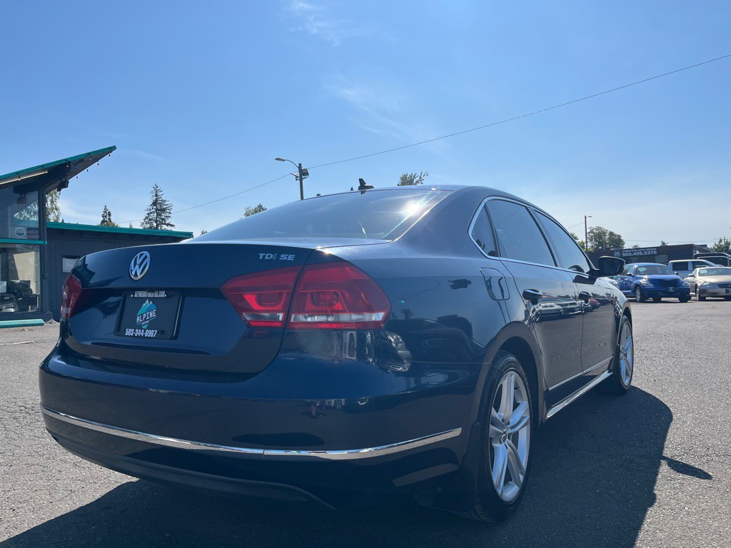 2014 Volkswagen Passat Image 4