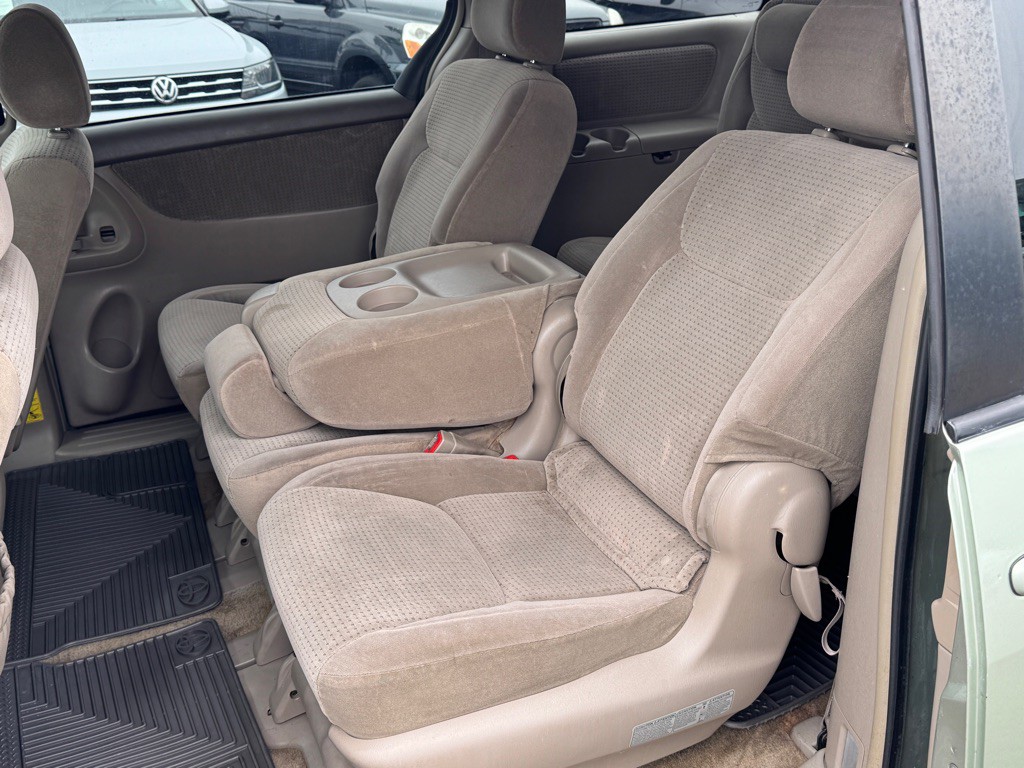 2006 Toyota Sienna Image 9