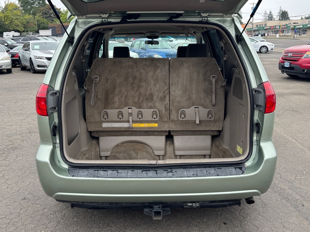 2006 Toyota Sienna Image 12