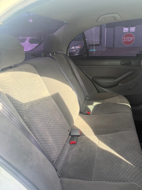 2004 Honda Civic Image 13