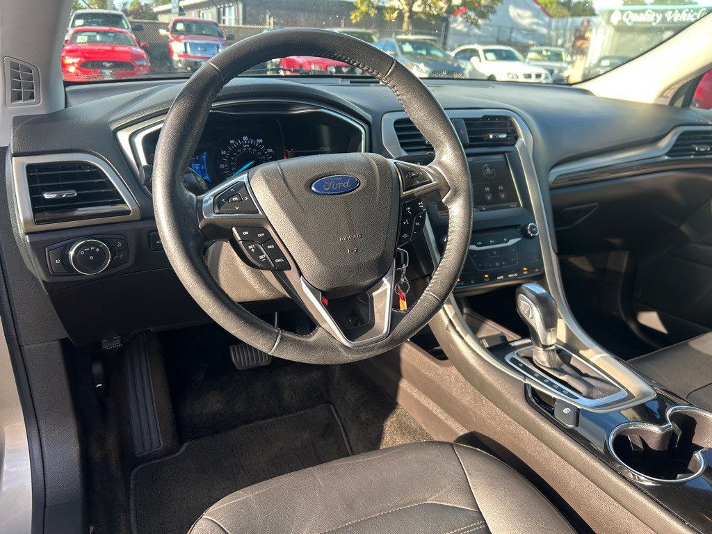 2015 Ford Fusion Image 9