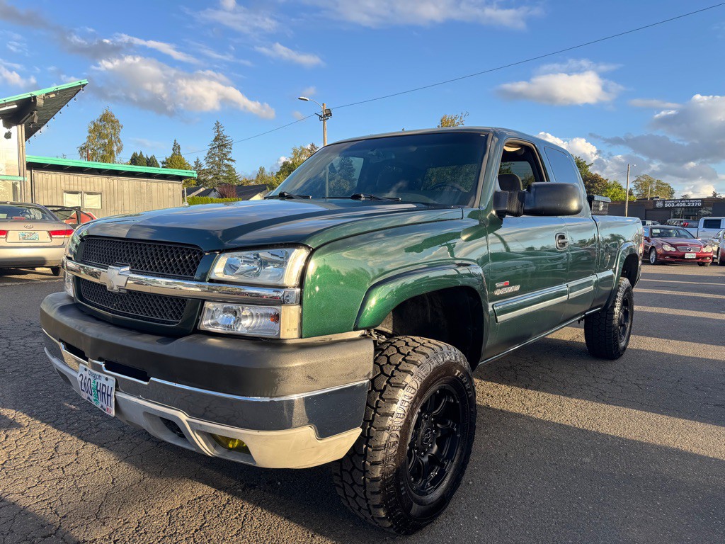 2003 Chevrolet Silverado 1500 Image 1