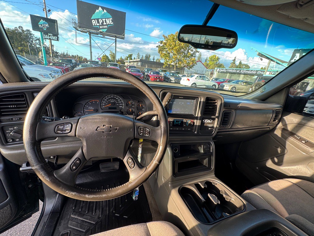 2003 Chevrolet Silverado 1500 Image 12