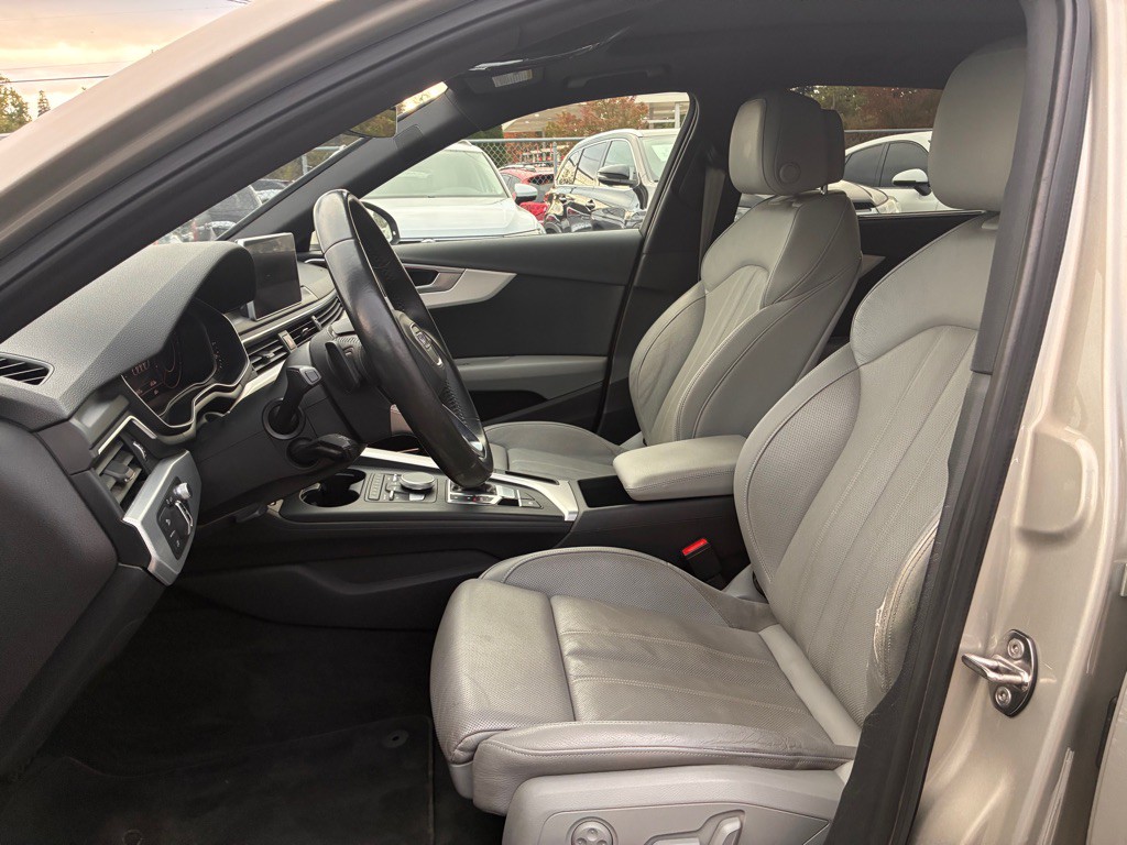 2017 Audi A4 Image 8