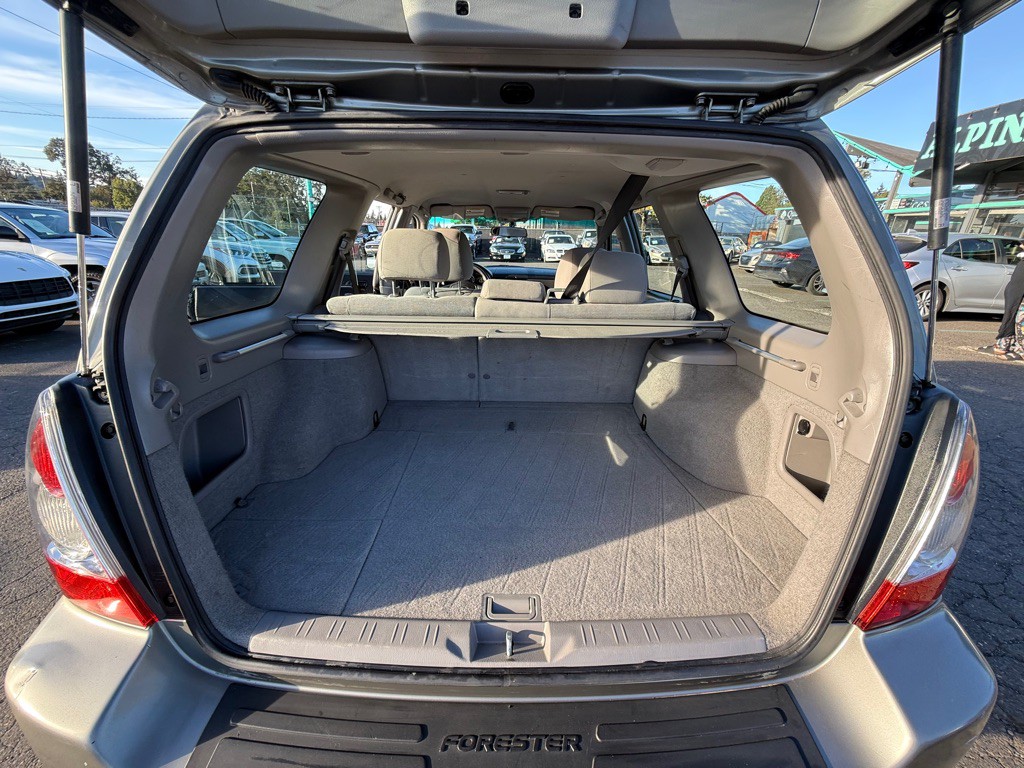 2006 Subaru Forester Image 11