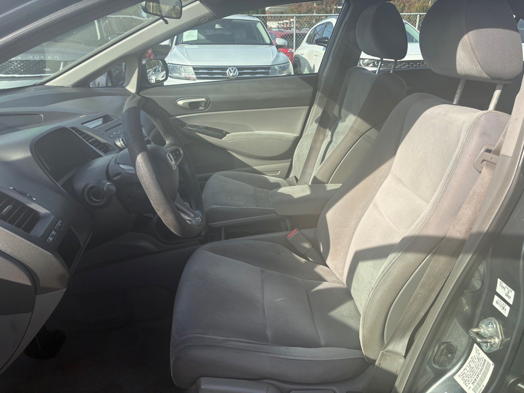 2010 Honda Civic Image 8