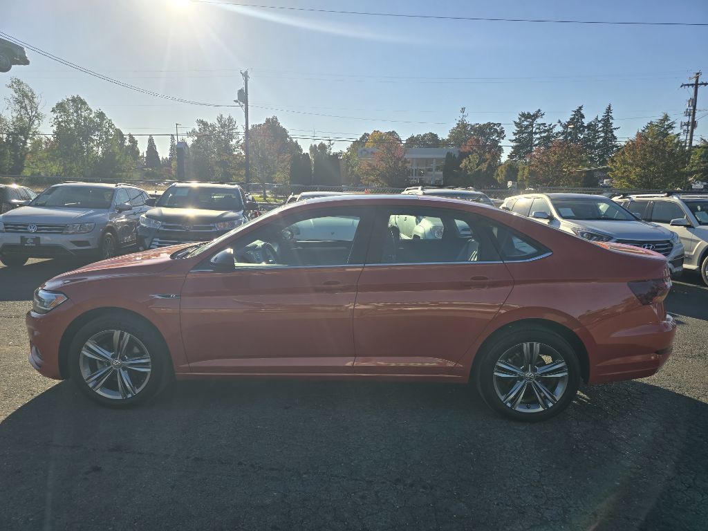 2019 Volkswagen Jetta Image 2