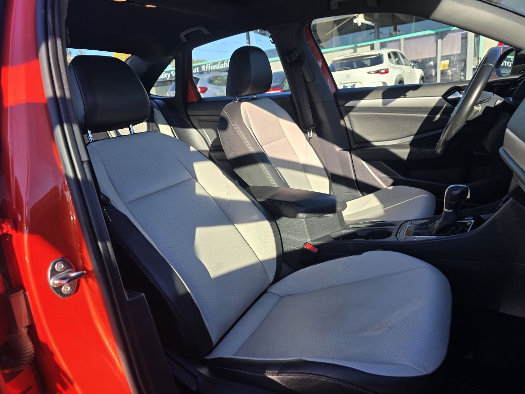 2019 Volkswagen Jetta Image 11