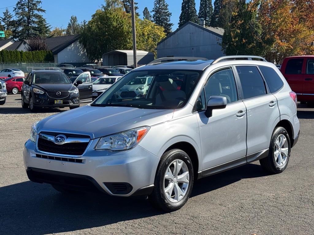 2014 Subaru Forester Image 1