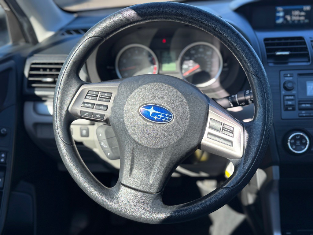 2014 Subaru Forester Image 14