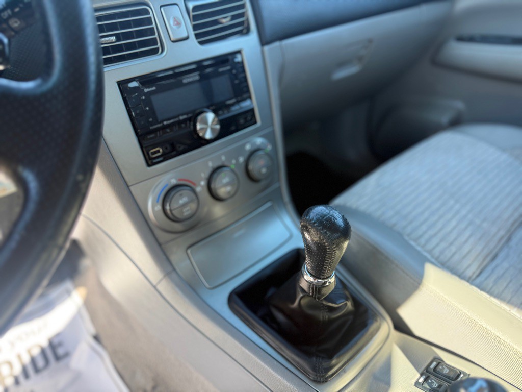 2003 Subaru Forester Image 11