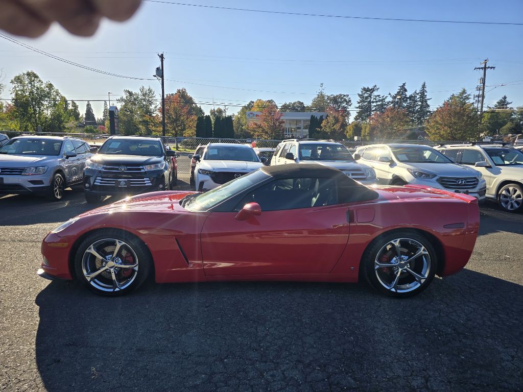 2006 Chevrolet Corvette Image 2