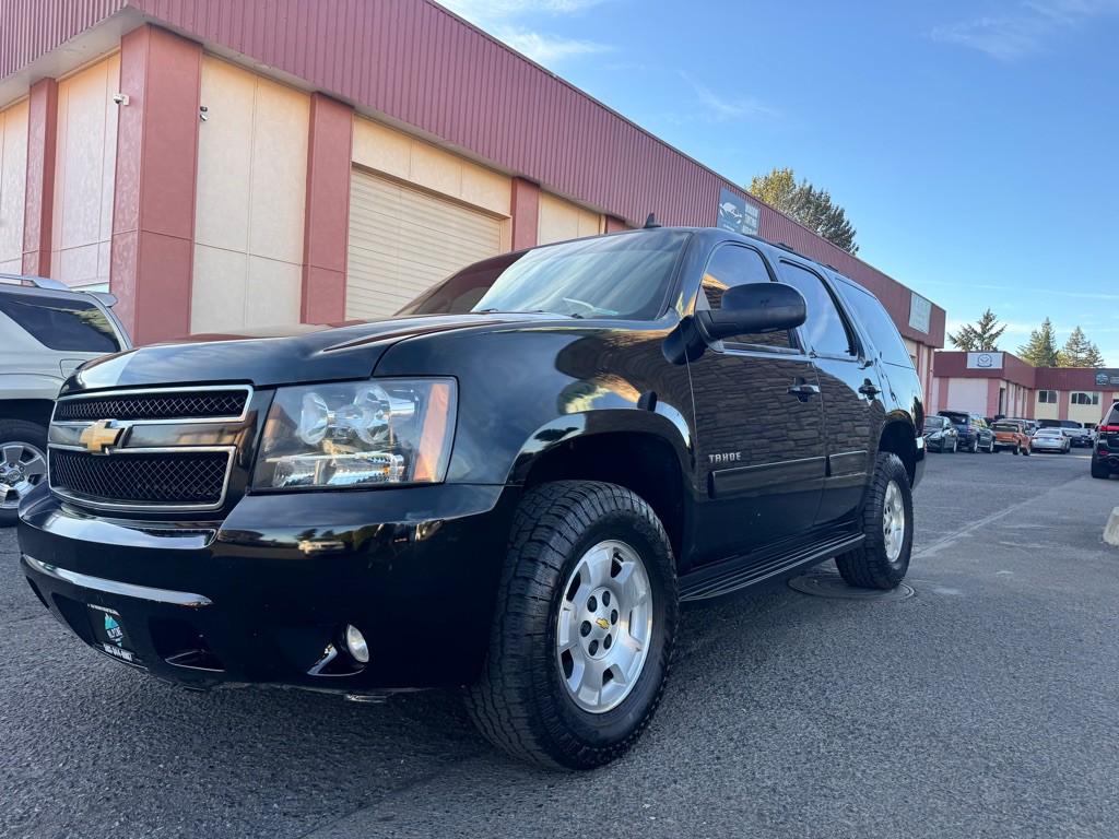 2013 Chevrolet Tahoe Image 1