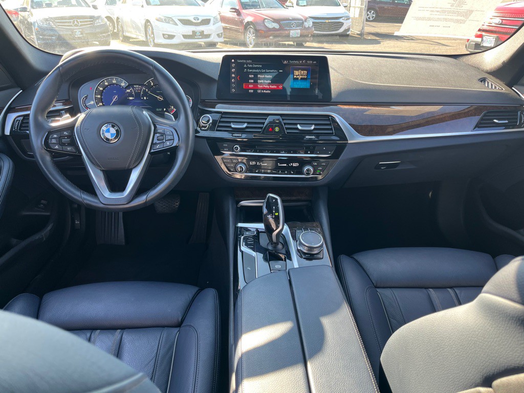 2019 BMW 5 Series Image 10