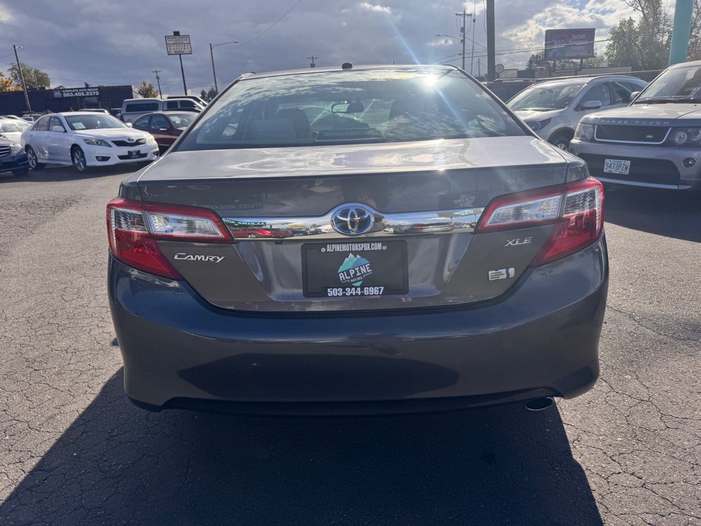 2014 Toyota Camry Image 4