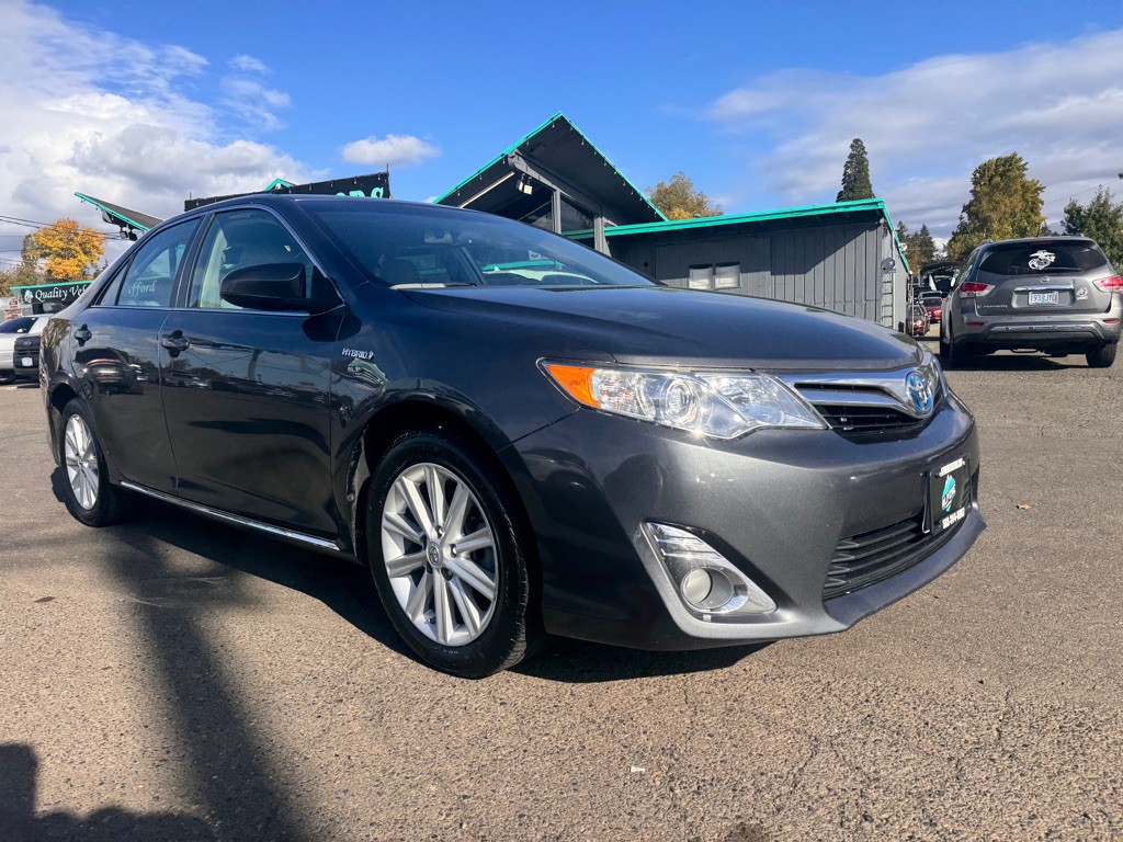 2014 Toyota Camry Image 7