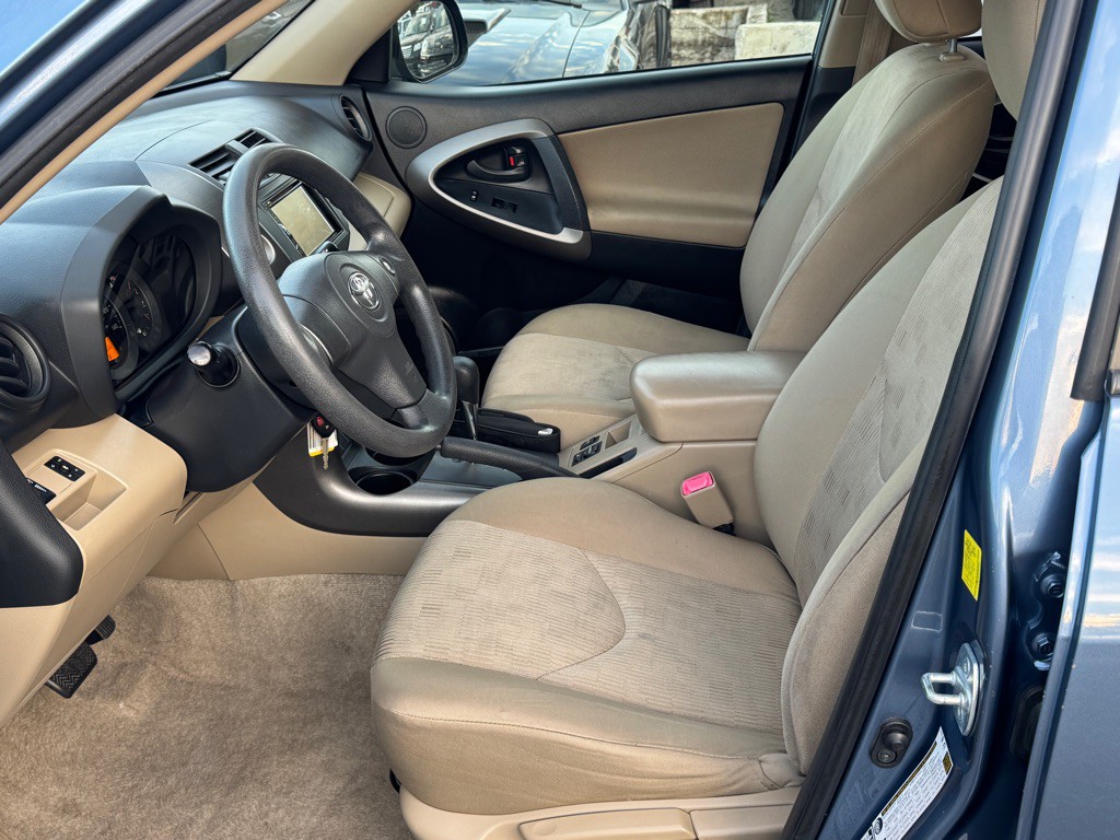 2010 Toyota Rav4 Image 8