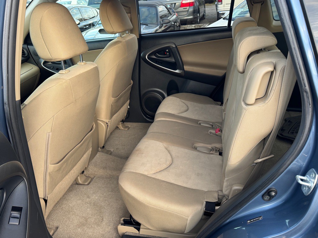 2010 Toyota Rav4 Image 9