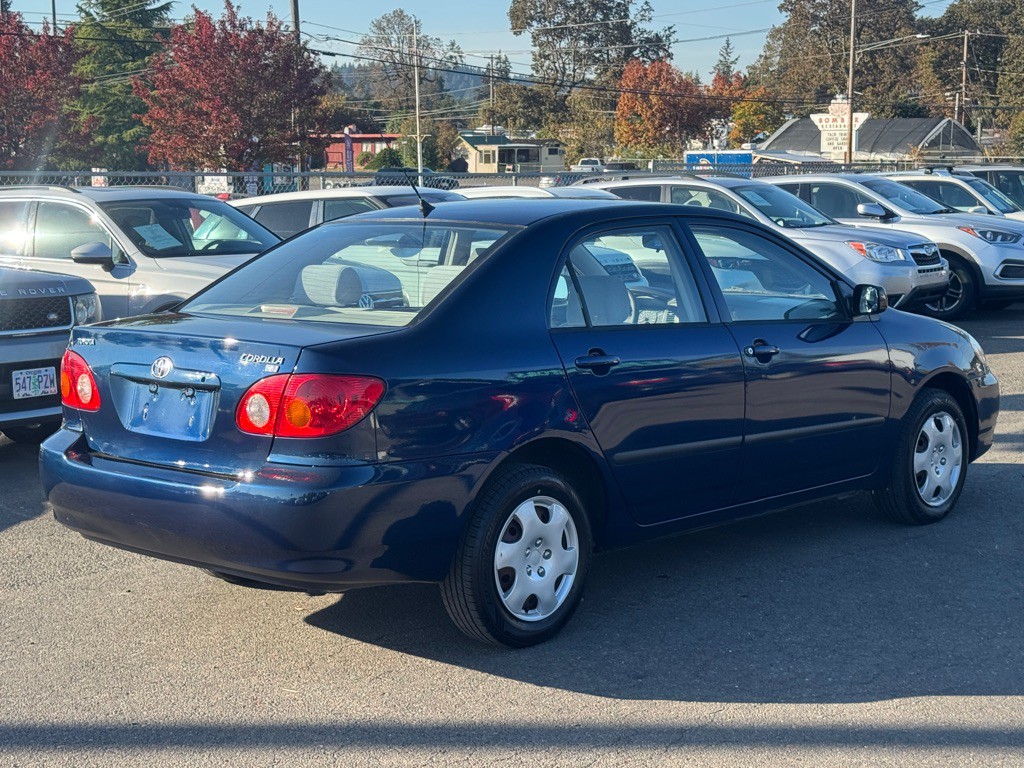 2004 Toyota Corolla Image 4