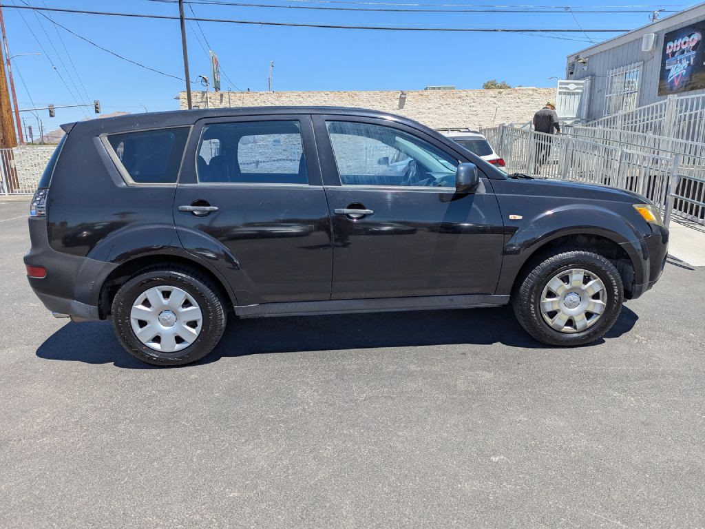 2008 Mitsubishi Outlander Image 4