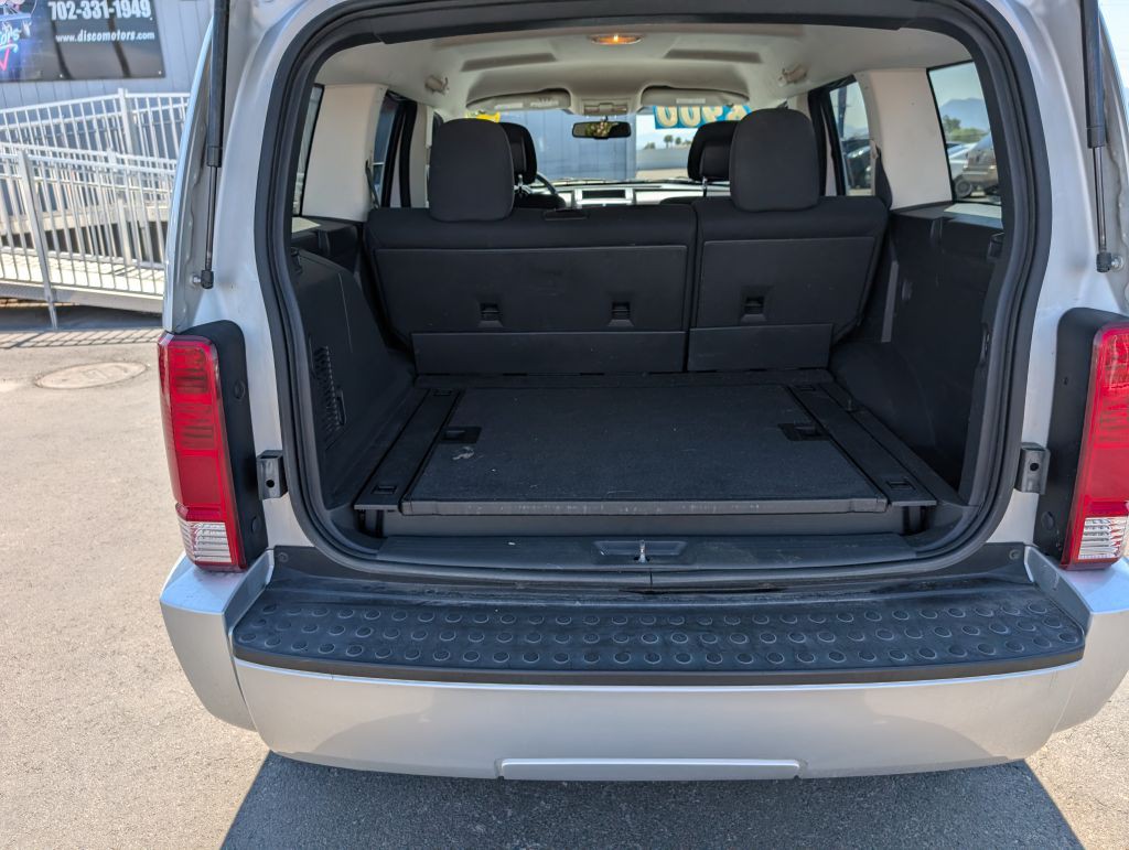 2011 Dodge Nitro Image 4