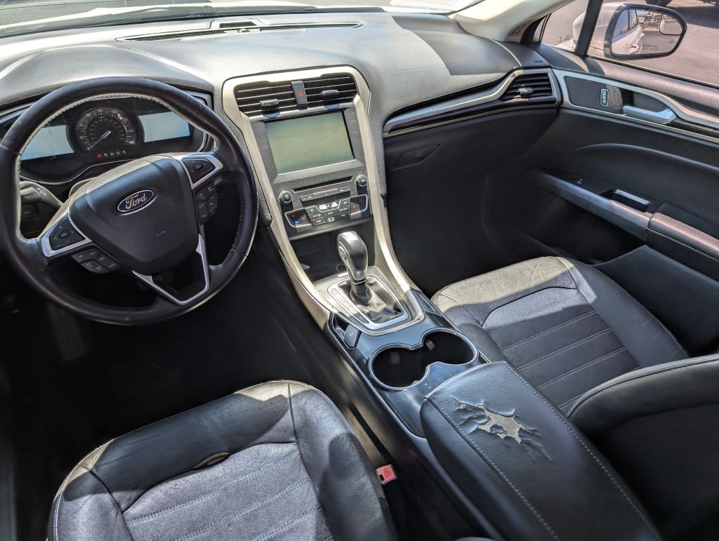 2016 Ford Fusion Image 13
