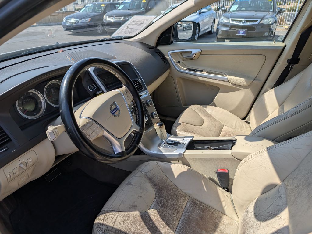 2011 Volvo XC60 Image 10