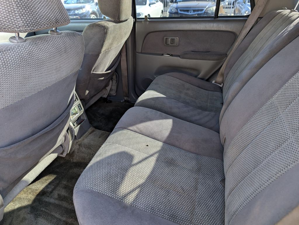 2002 Toyota 4Runner Image 10