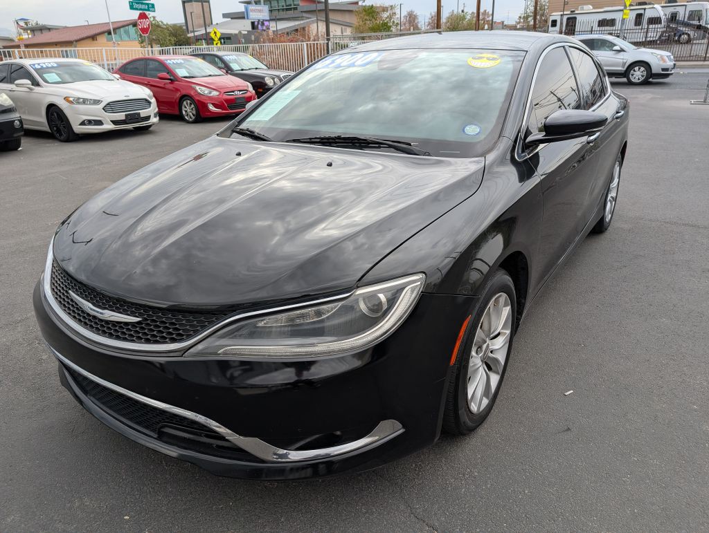 2015 Chrysler 200 Image 6