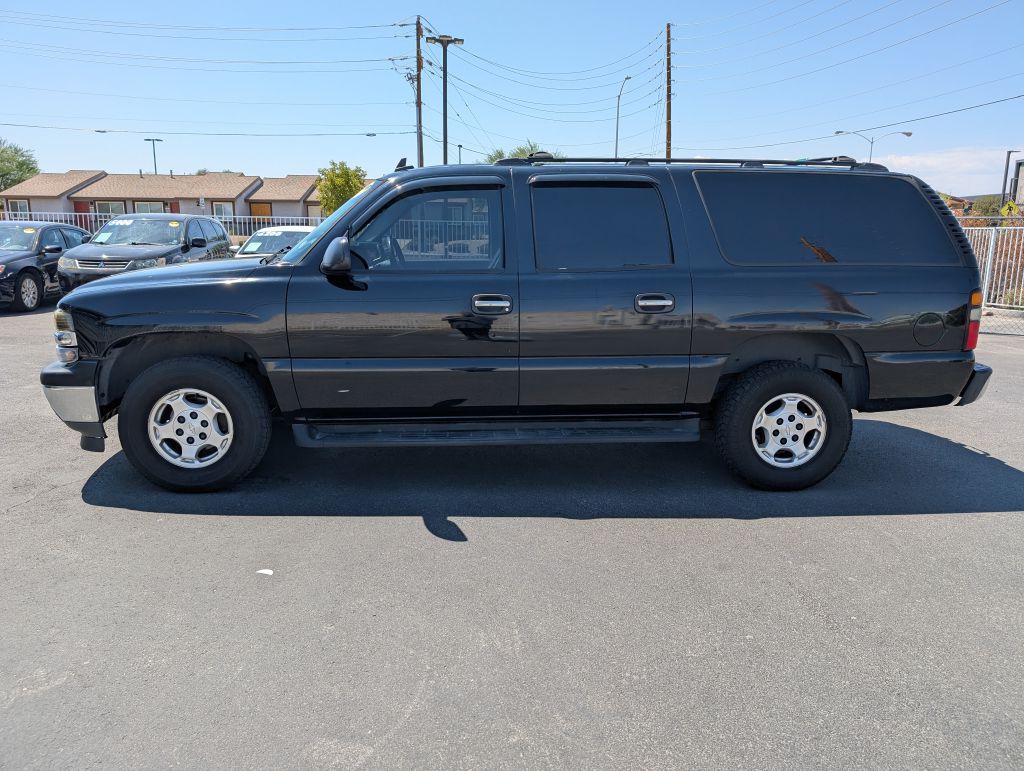 2006 Chevrolet Suburban Image 3