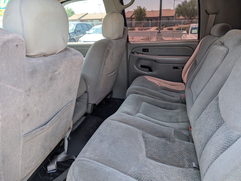 2006 Chevrolet Suburban Image 12