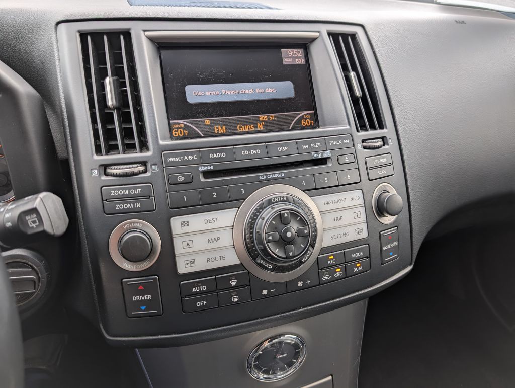 2007 INFINITI FX35 Image 9