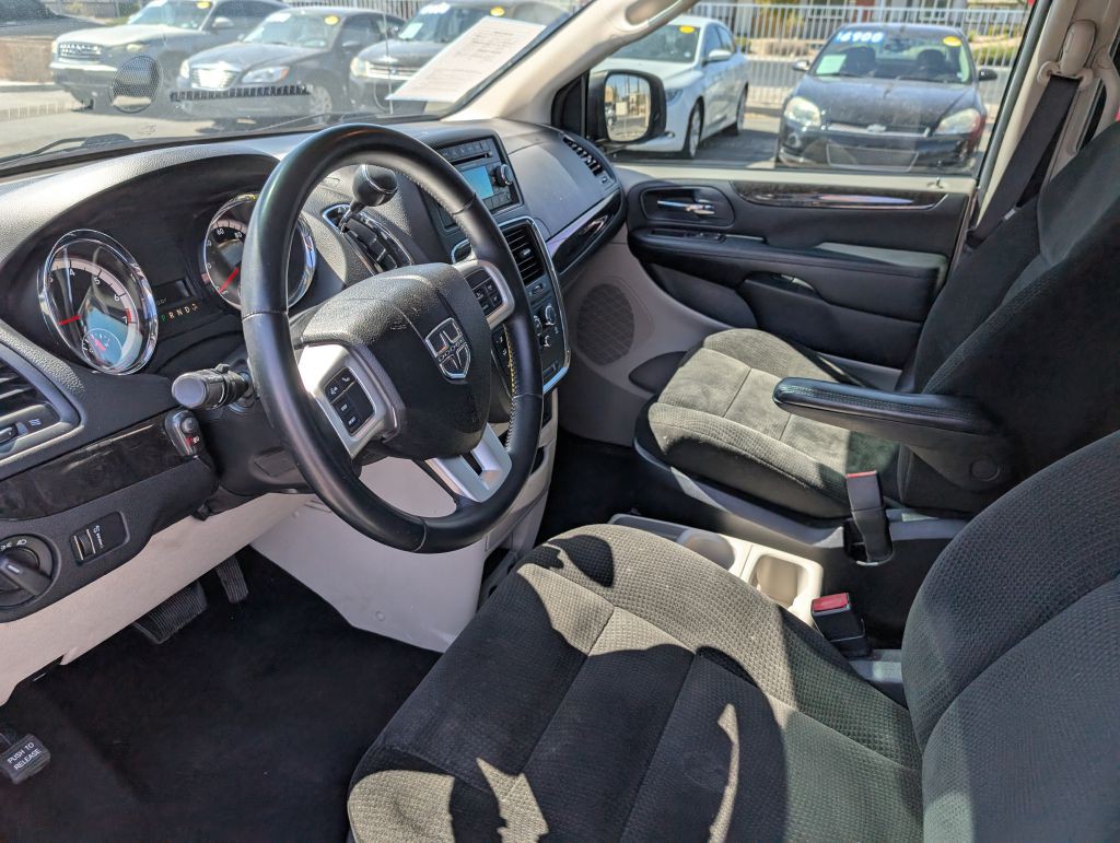 2016 Dodge Grand Caravan Image 7