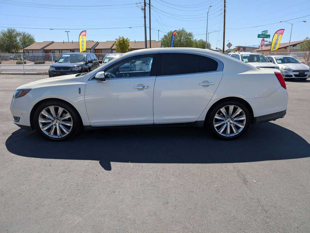 2013 Lincoln MKS Image 3