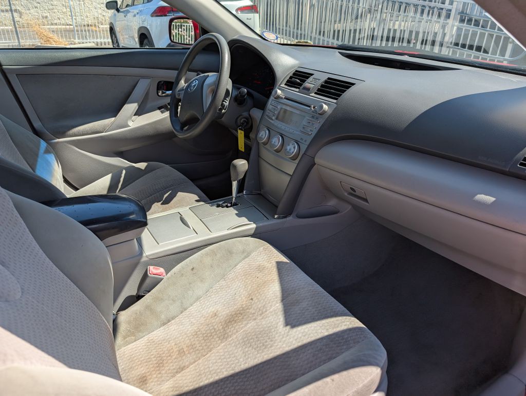 2011 Toyota Camry Image 8