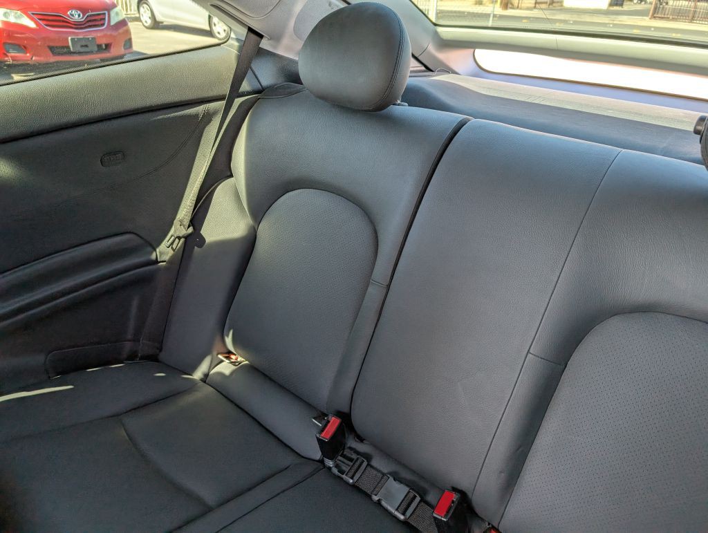 2004 Mercedes-Benz C-Class Image 9