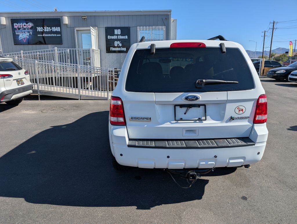 2010 Ford Escape Image 2