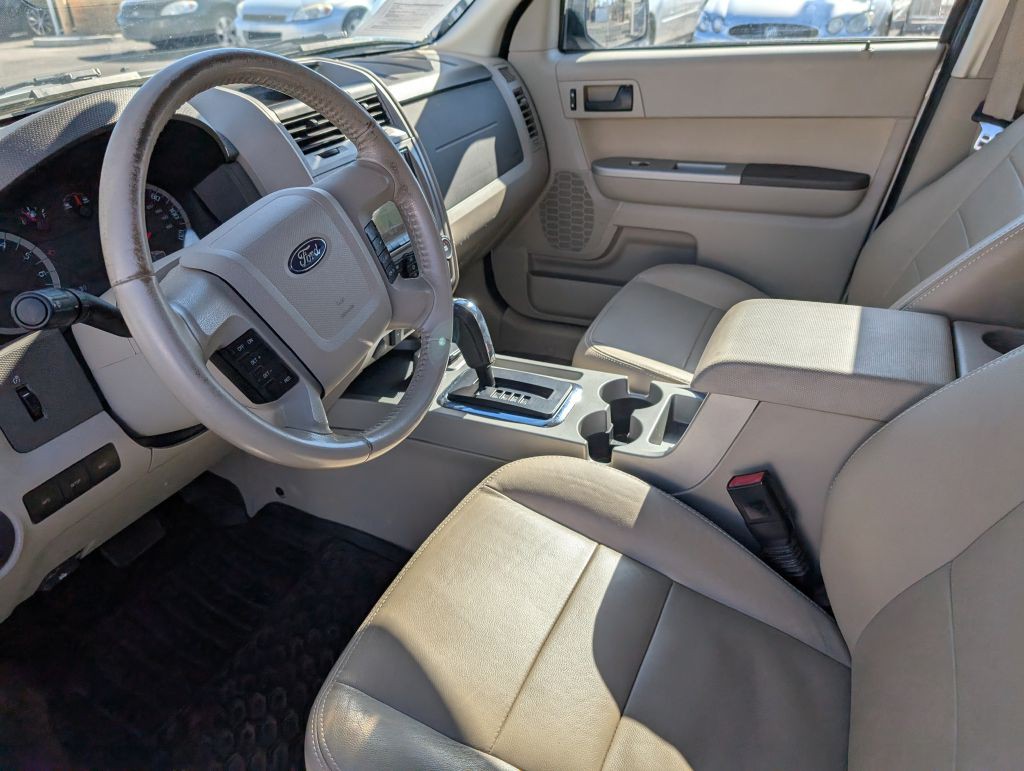 2010 Ford Escape Image 7