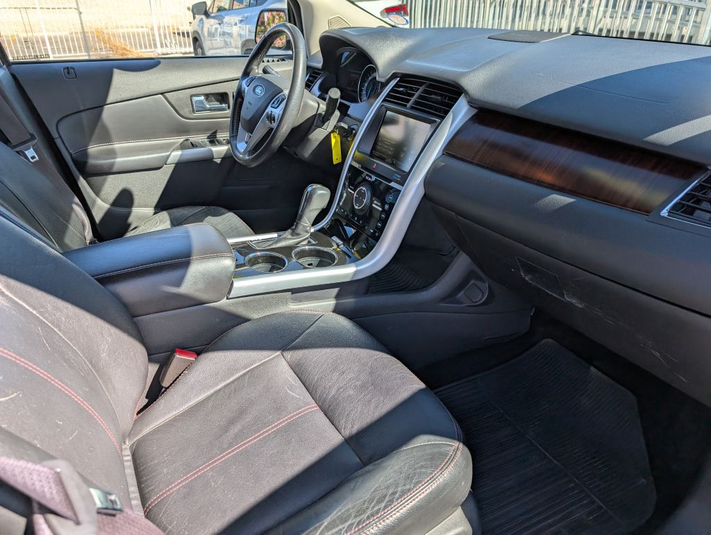 2013 Ford Edge Image 8