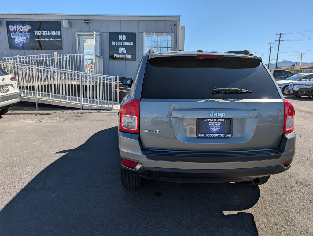 2012 Jeep Compass Image 2
