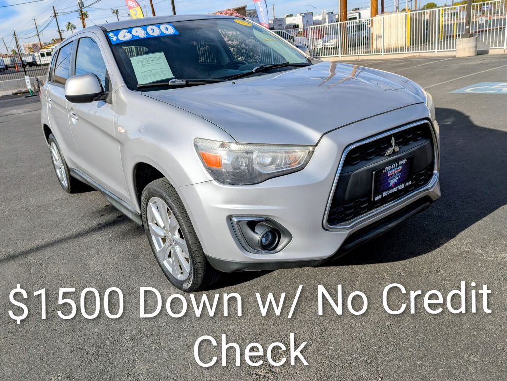 2015 Mitsubishi Outlander Image 1