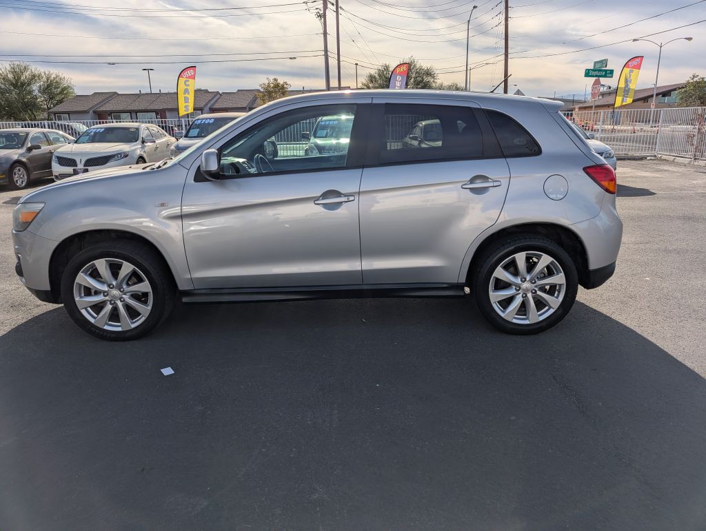 2015 Mitsubishi Outlander Image 6