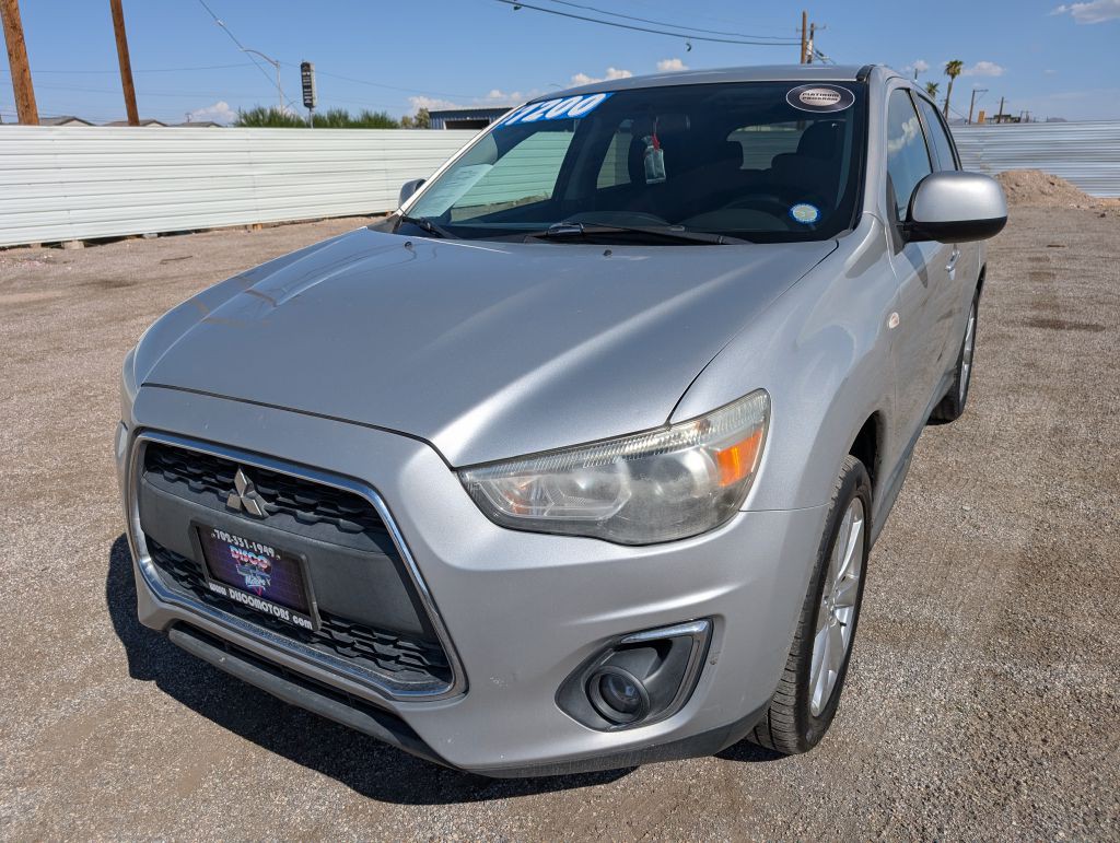 2015 Mitsubishi Outlander Image 3