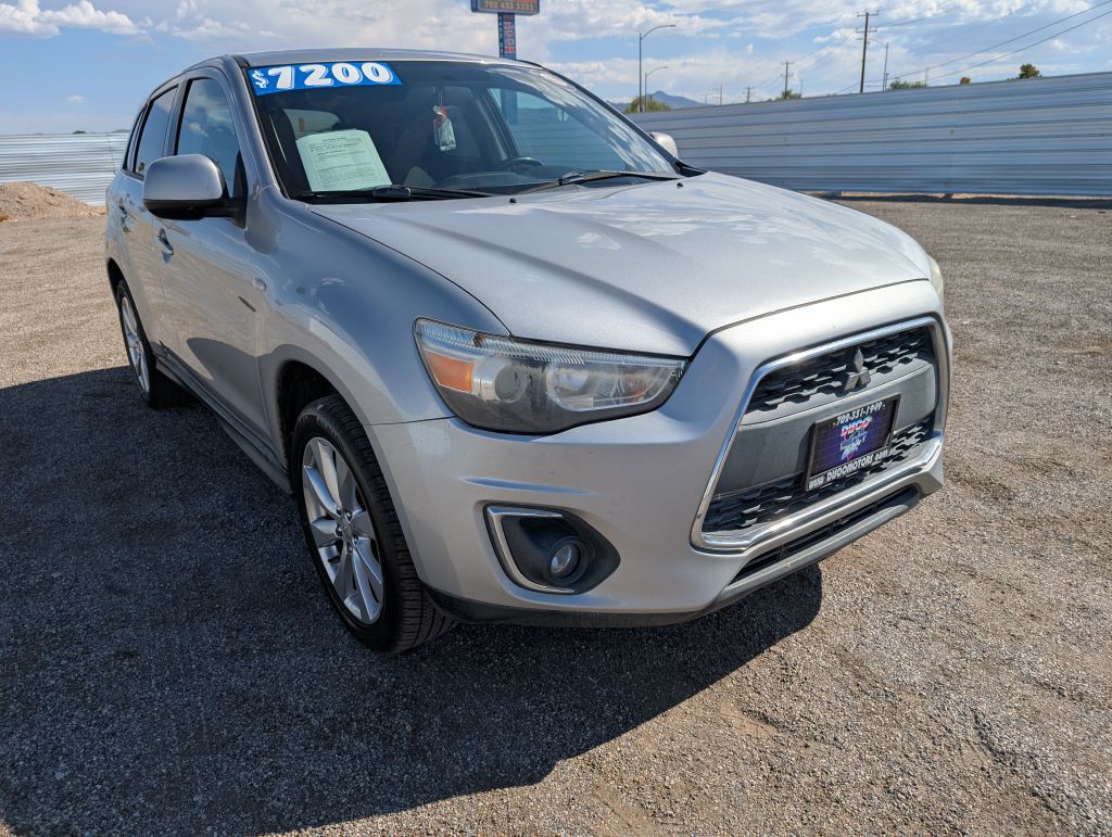 2015 Mitsubishi Outlander Image 5