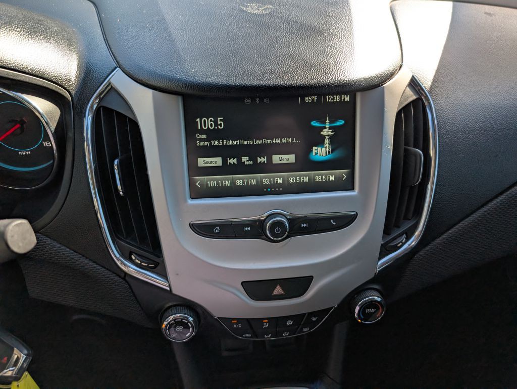 2016 Chevrolet Cruze Image 7