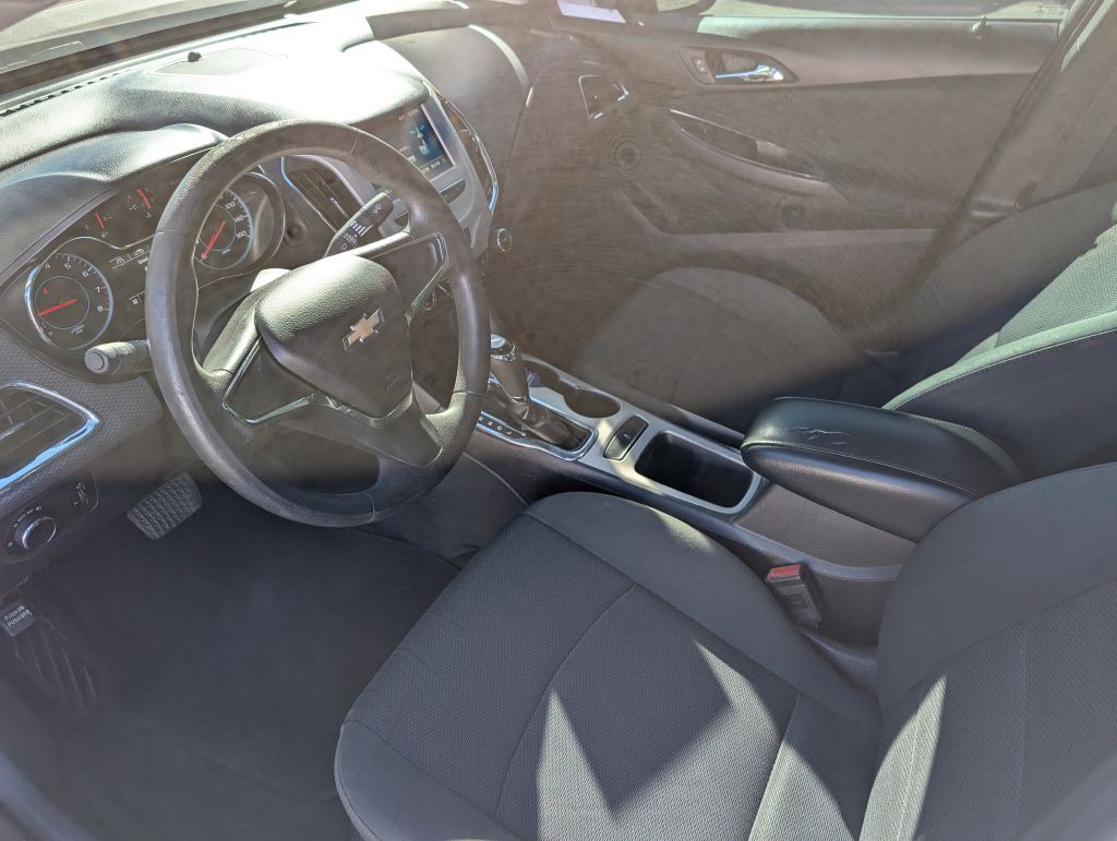 2016 Chevrolet Cruze Image 8