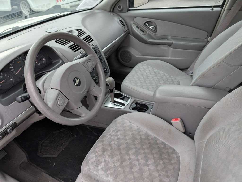 2005 Chevrolet Malibu Image 8